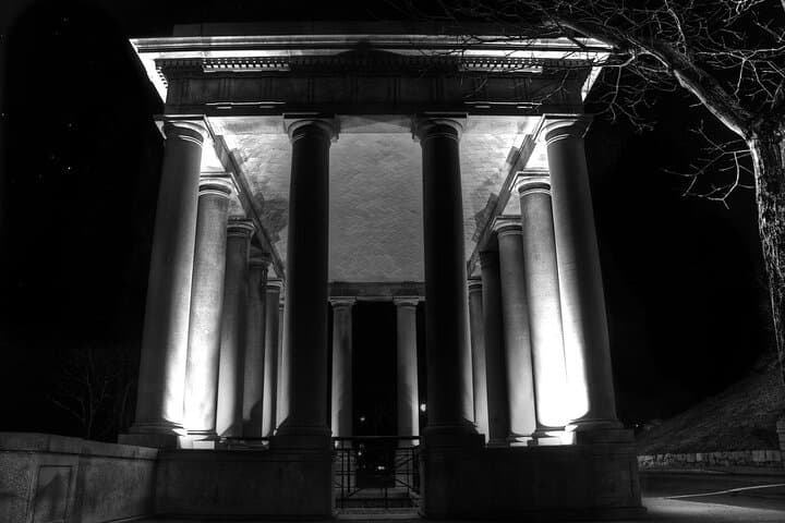 Haunted Harbor Night Cruise: Ghosts & History of Plymouth Harbor photo 3