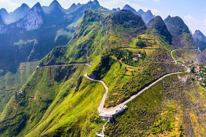 Ha Giang 3-Day Loop: Ma Pi Leng Pass & Nho Que River Adventure photo 5