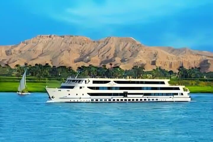 Cairo to Aswan 6-Day Nile Cruise: Pyramids, Temples & Luxurious Sailing