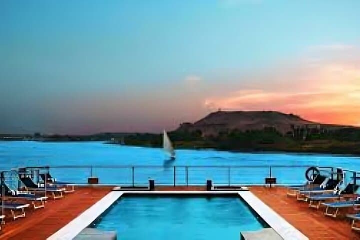 Cairo to Aswan 6-Day Nile Cruise: Pyramids, Temples & Luxurious Sailing photo 5