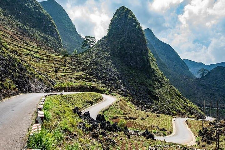3-Day Ha Giang Loop: Small-Group Motorbike Adventure Through Ma Pi Leng and Du Gia photo 3