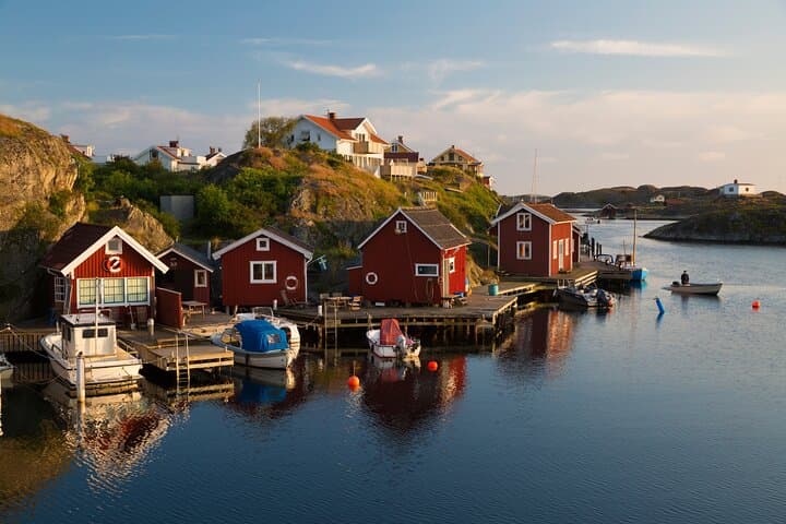 Stockholm Archipelago Day Cruise: Two-Hour Boat Tour from Skeppsbron photo 3