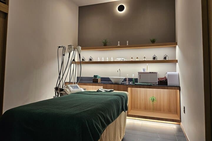Premium Head Spa & Scalp Treatments at Haesol Beauty, Busan photo 6