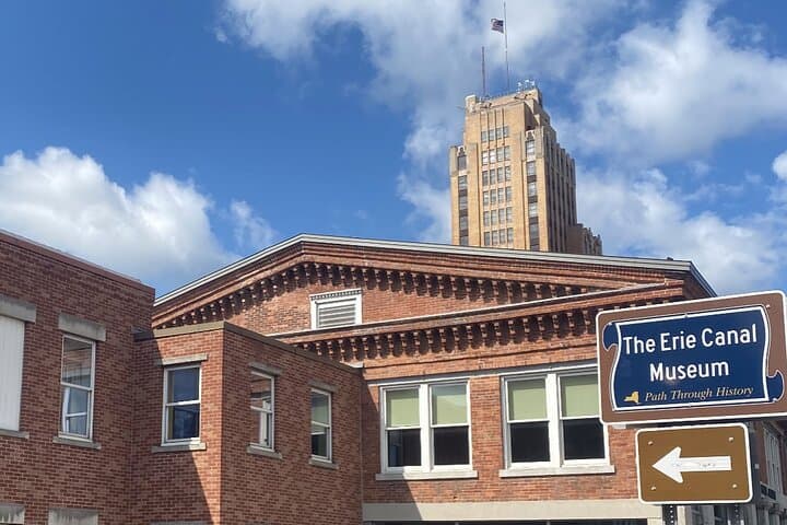 One-Day Thousand Islands Cruise & Erie Canal Museum Tour from New York City photo 4