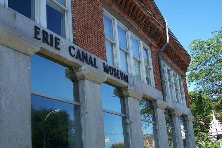 One-Day Thousand Islands Cruise & Erie Canal Museum Tour from New York City photo 6