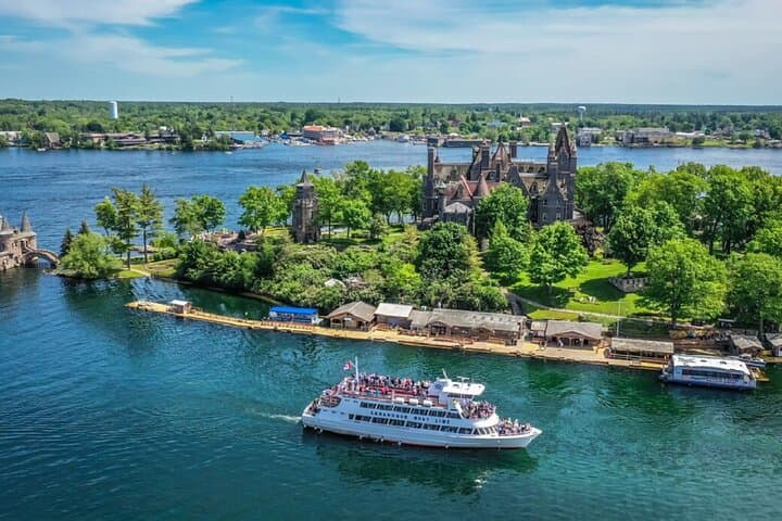 One-Day Thousand Islands Cruise & Erie Canal Museum Tour from New York City
