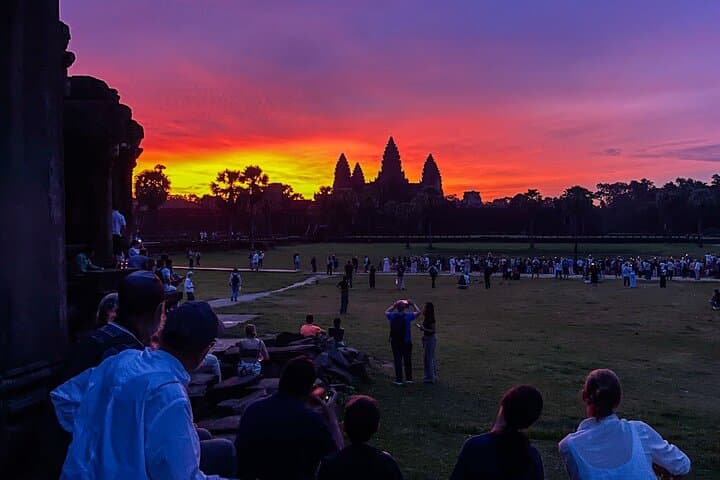 Three-Day Angkor Wat & Kulen Mountain: Sunrise, Beng Mealea & Floating Village