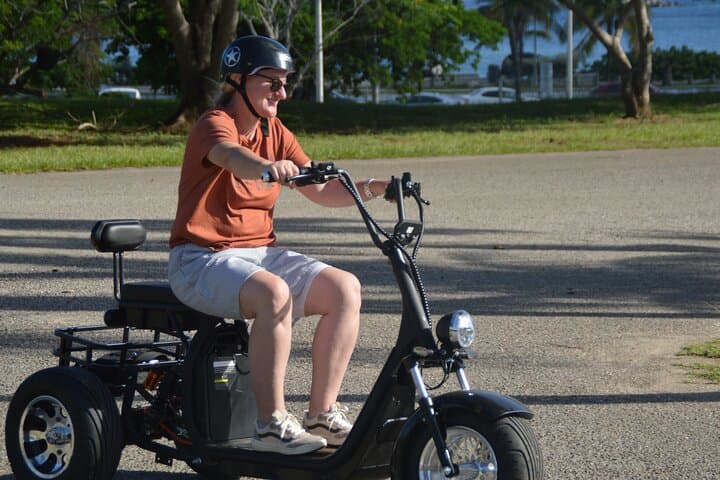 Glide Nassau: Electric Trike Sites and Beach Tour Through Downtown photo 2