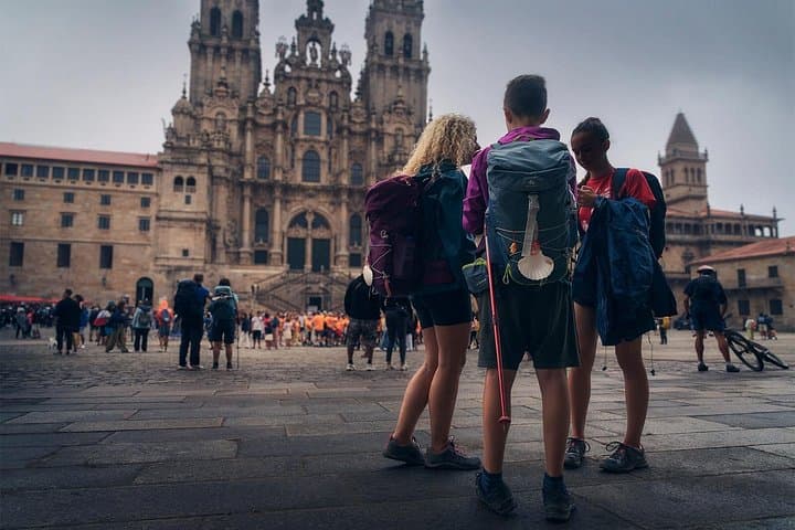 Camino de Santiago: French Way from León to Santiago — Complete 14–15 Day Pilgrimage Guide