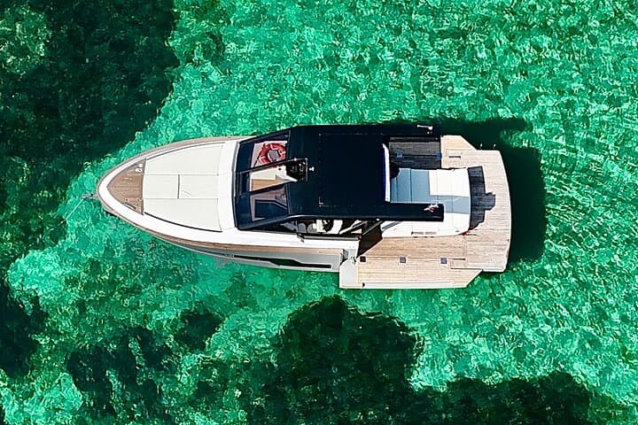 Palma de Mallorca Private Boat Charter: Bays, Snorkel Stops & Sunset Photo Cruises photo 1