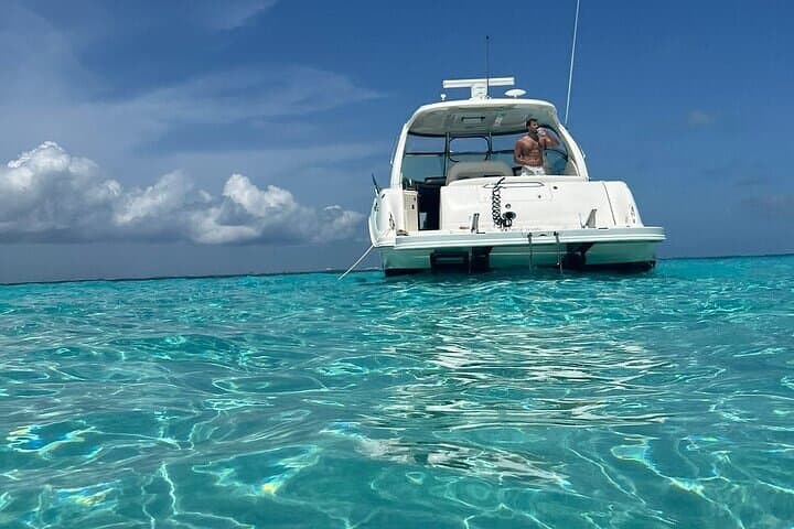 Private Stingray City Boat Charter with Jet Ski | Grand Cayman Snorkel & Starfish Point