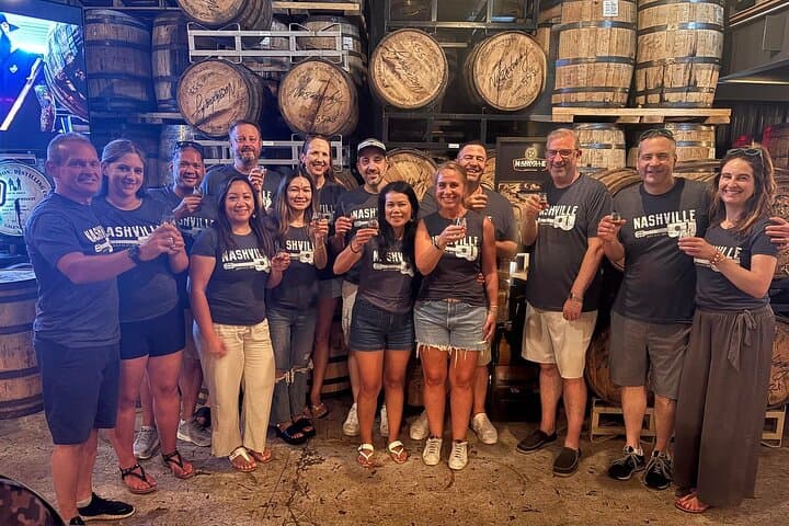 Beer, BBQ and Bourbon: Nashville Downtown Bus Tasting Tour