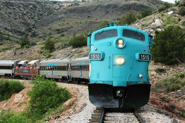 Jerome to Verde Canyon: A Scenic Railroad Day Trip Through Arizona’s Copper Country