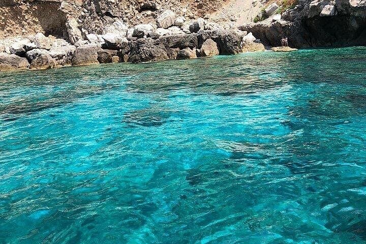 Private Capri Boat Tour from Positano: Praiano to Capri Day Cruise photo 3