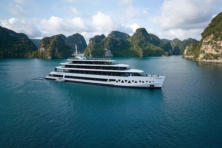 Elite of the Seas Luxury 2-Day Halong & Lan Ha Bay Cruise