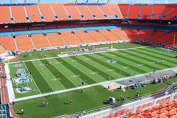 Experience Miami Dolphins Game Day at Hard Rock Stadium: Tailgates, Fans & Practical Tips