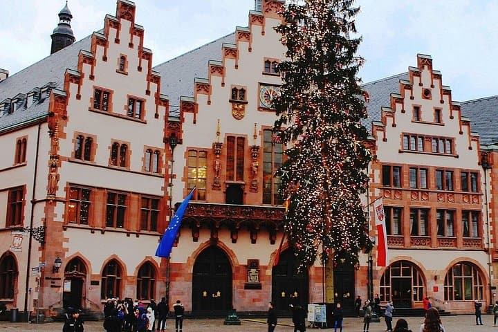 Private 10-Hour Frankfurt City and Designer Outlet Shopping Tour photo 2