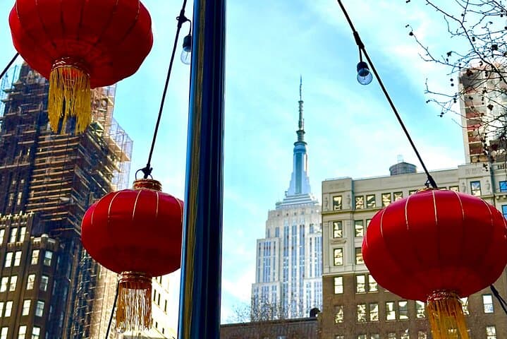 Gilded Age Midtown Walking Tour: Asian Food and Iconic NYC Architecture photo 2