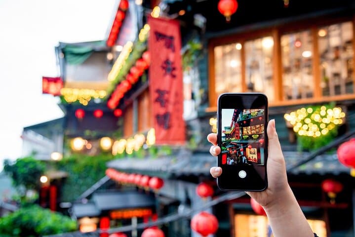 Private Day Tour: Jiufen, Yehliu Geopark & Pingxi Sky Lantern Experience from Taipei photo 3