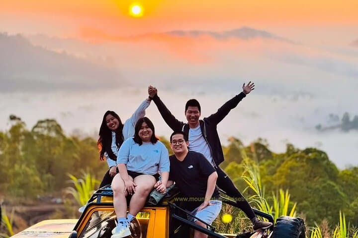 Mount Batur Jeep Sunrise: Private Jeep Tour & Breakfast Overlooking Lake Batur photo 4