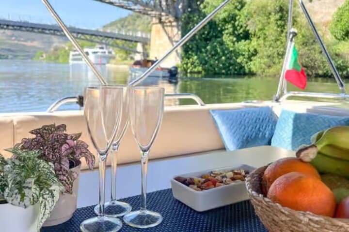 Douro River Cruise from Pinhão: Scenic Train Return Through Terraced Vineyards photo 5