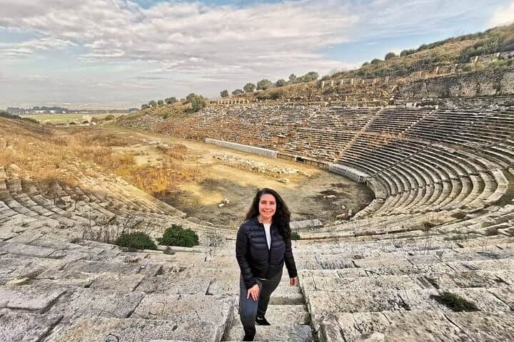 Kuşadası Train Museum, Turkish Bath & Magnesia Day Tour — Family-Friendly Cultural Excursion photo 2