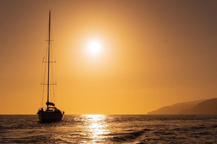 Private Sunset Boat Trip in Funchal — Madeira Coastal Cruise with Snacks & Drinks photo 1