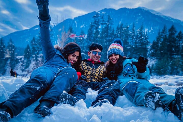 Manali to Manikaran in a Day: Solang Valley, Kullu Markets & Kasol River Walk photo 1