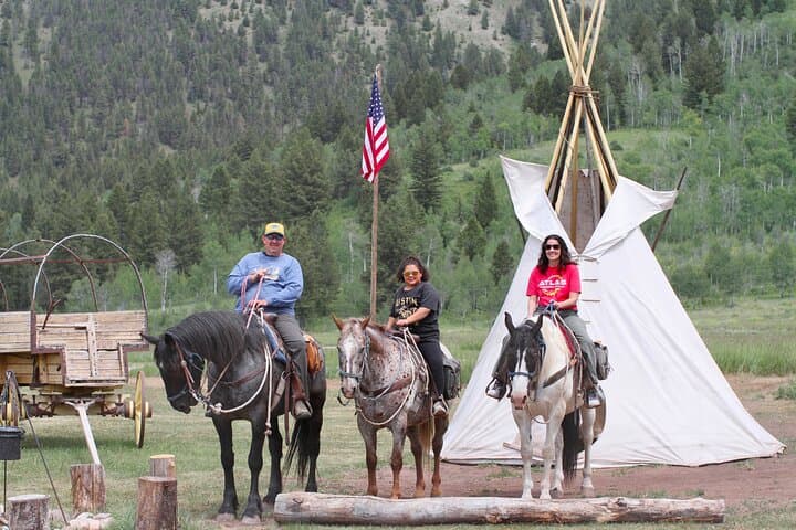 Bryans Flat View Horseback Ride — Jackson Hole Guided Trail Ride in Bridger-Teton photo 5