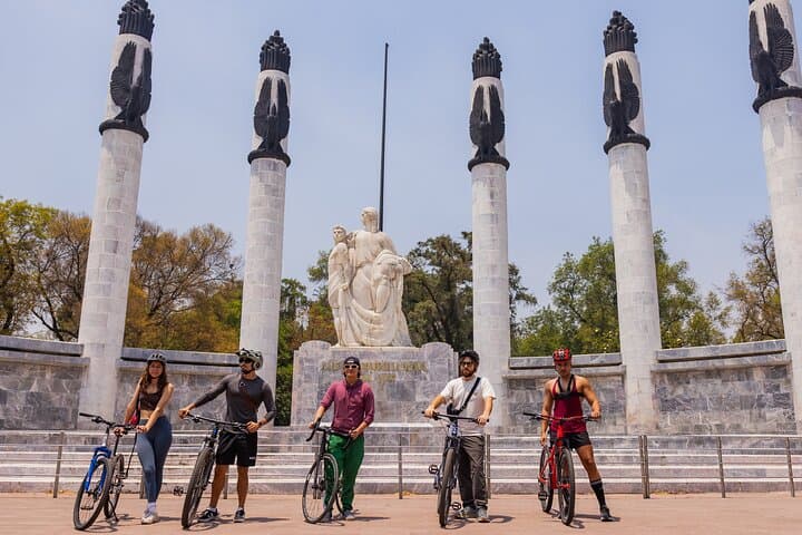 Chapultepec Castle & Anthropology Museum Bike Tour — Mexico City Park Cycling and Museums photo 3