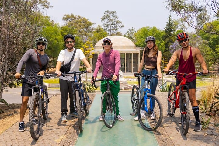 Chapultepec Castle & Anthropology Museum Bike Tour — Mexico City Park Cycling and Museums