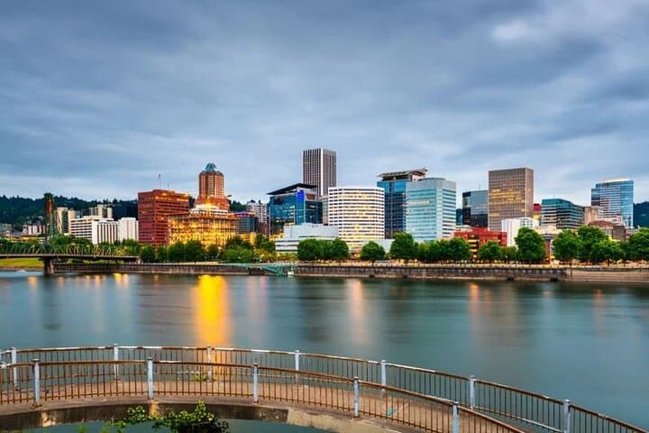 Portland Paranormal Walk: Self-Guided Ghost Tour with Let’s Roam App