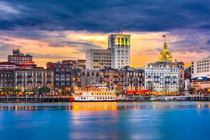 Savannah Ghost Tour: Self-Guided App-Led Scavenger Hunt Through Historic Squares photo 2