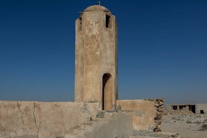 Northern Qatar Day Tour: Al Khor, Mangroves & Al Zubarah Fort with Local Cuisine