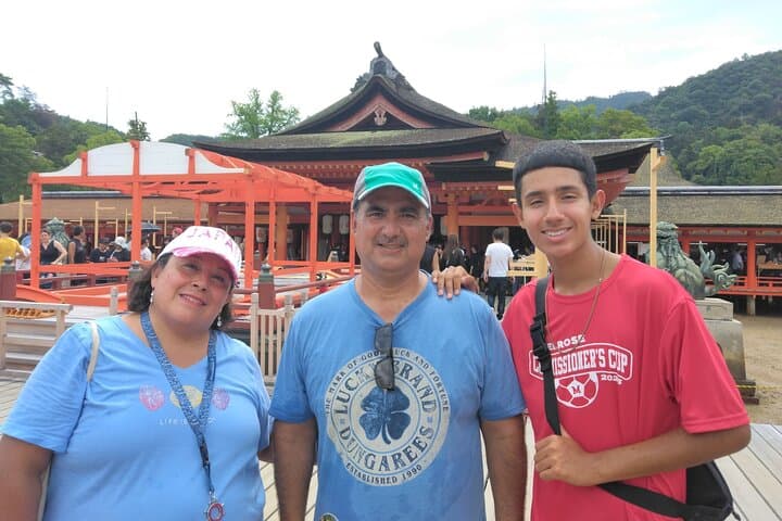 Hiroshima Private Tour: Miyajima and Peace Park Day Trip from Cruise Port photo 2