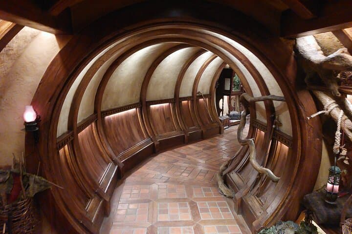2-Day Hobbiton, Rotorua & Waitomo Caves Tour from Auckland (With Accommodation) photo 3
