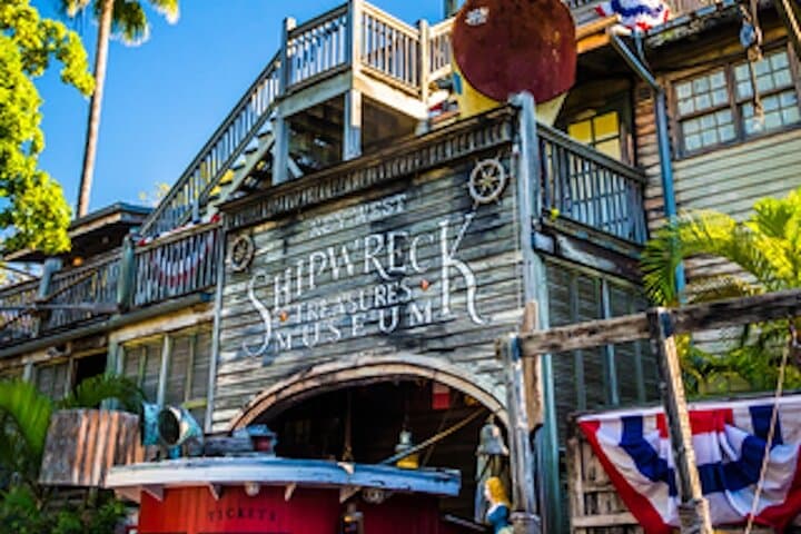 Hemingway's Key West Walking Audio Tour — Self-Guided Historic City Stroll photo 3