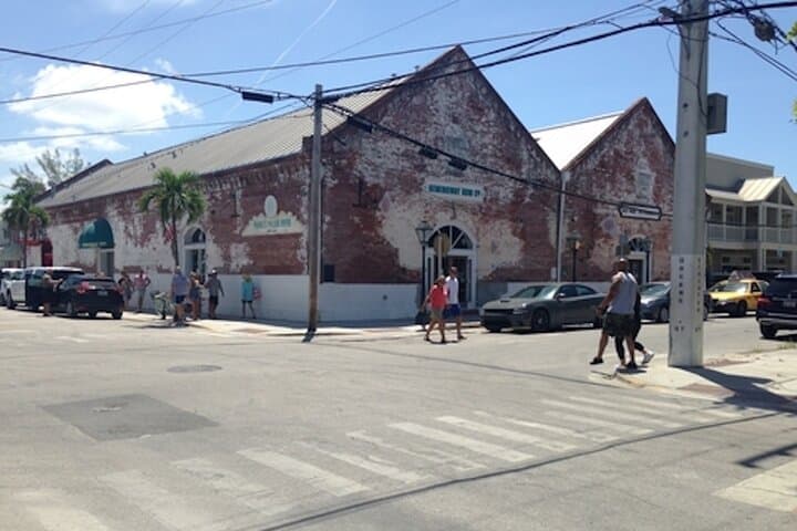 Hemingway's Key West Walking Audio Tour — Self-Guided Historic City Stroll photo 6