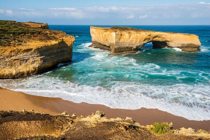 Great Ocean Road Extended Tour: Twelve Apostles, Loch Ard Gorge & London Bridge photo 2