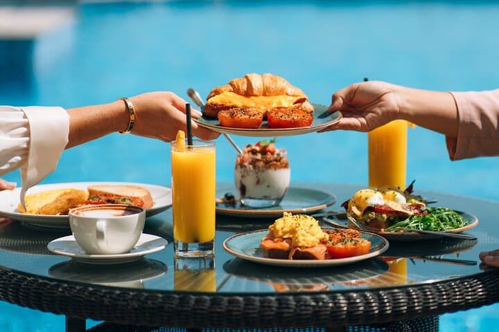 Dubai RIVA Beach Club: Palm Jumeirah Pool & Beach Day Pass Guide photo 4