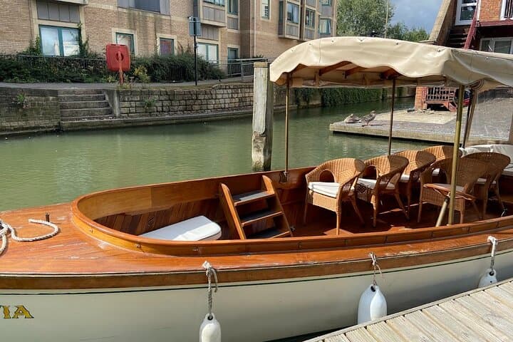 Oxford Prosecco Boat Cruise on the River Thames photo 3