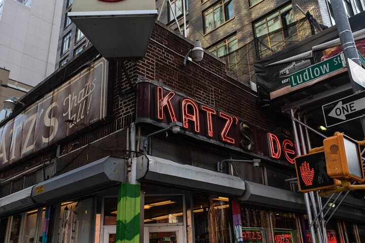NYC Movie Locations Private Tour: Ride Through Iconic Film Spots photo 6