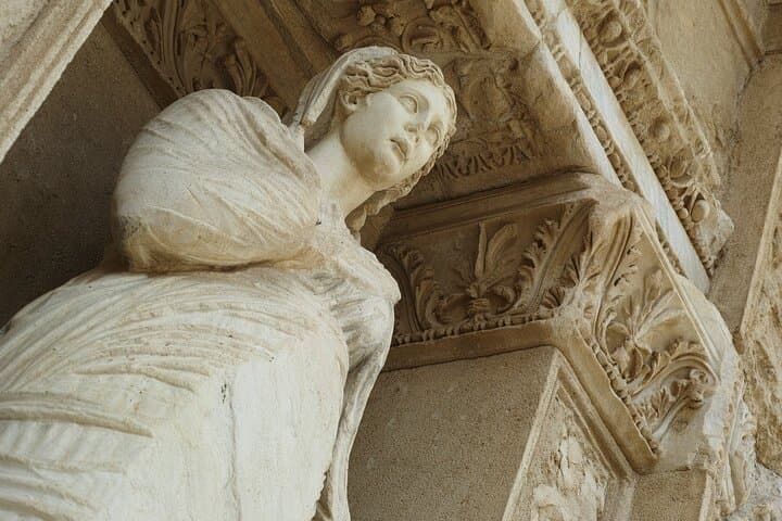 Private 2-Day Ephesus and Pamukkale Tour from Istanbul — Ancient Ruins & Travertine Pools photo 4