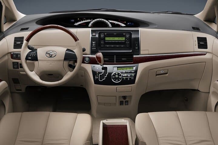 Private Arrival Transfer Abu Dhabi Airport (AUH) to Abu Dhabi Hotel by MPV photo 2