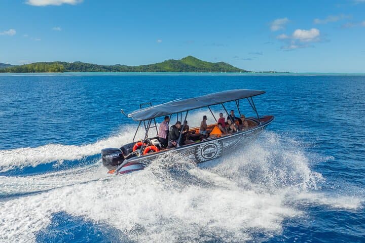 Bora Bora Full-Day Eco Snorkel and Motu BBQ Lunch photo 2