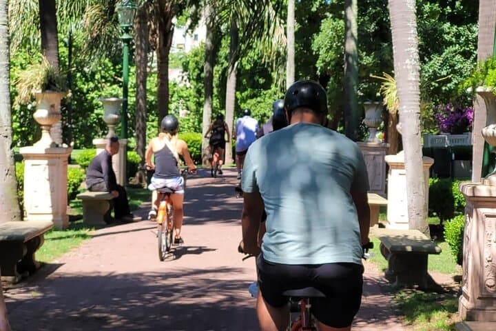Buenos Aires E-Scooter Tour — North & South 4-Hour Urban Highlights photo 3