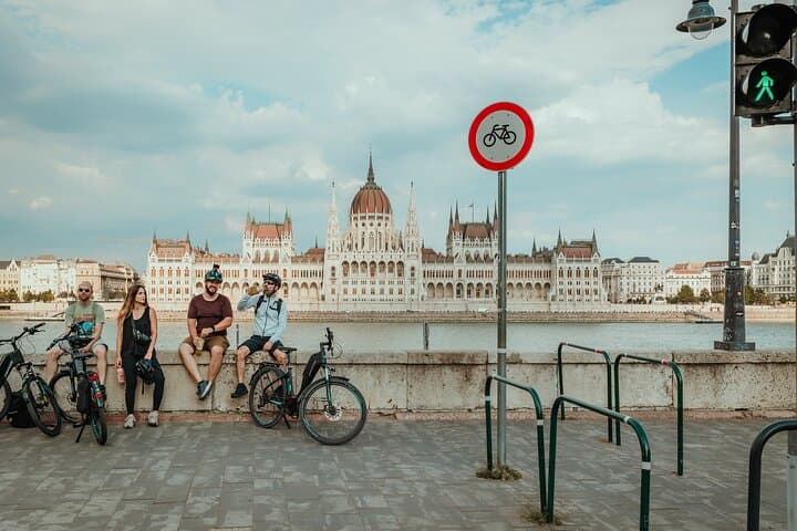 Ride Budapest: Premium E-Bike Rentals for Effortless City Exploration photo 6