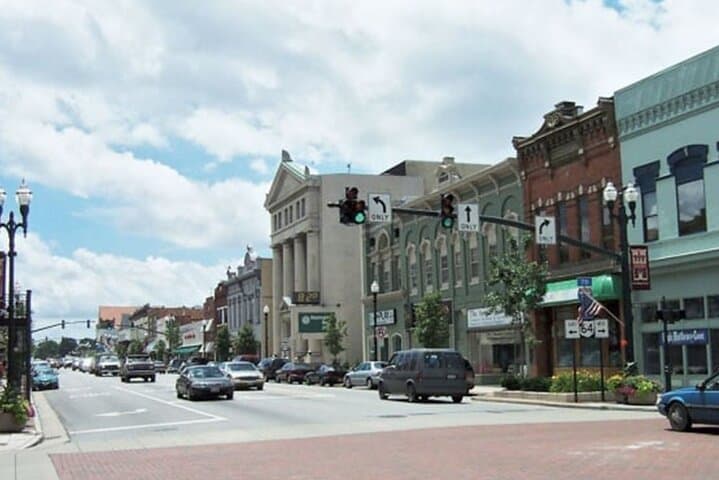 BGSU Campus Scavenger Hunt: Self-Guided Let’s Roam Adventure in Bowling Green photo 2
