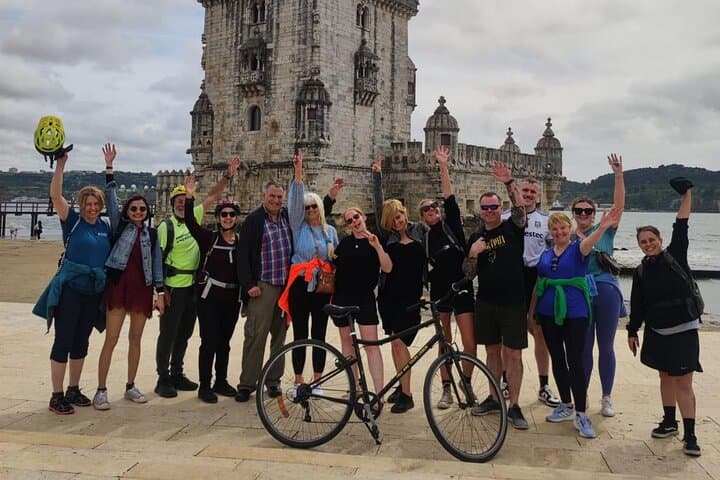 Explore Lisbon by E-Bike: Hidden Gems and Local Secrets on a 4-Hour Tour photo 4