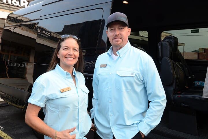 Exploring Hawai‘i Volcanoes National Park: The Ultimate Shuttle Tour Experience photo 2